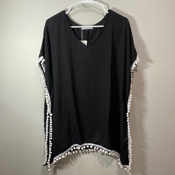 Adreamly swim coverup black with Pom Pom trim - Picture 1 of 6